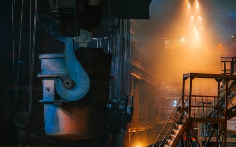 持续提升钢铁产品供给质量任重道远